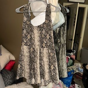 snakeskin romper w cute back